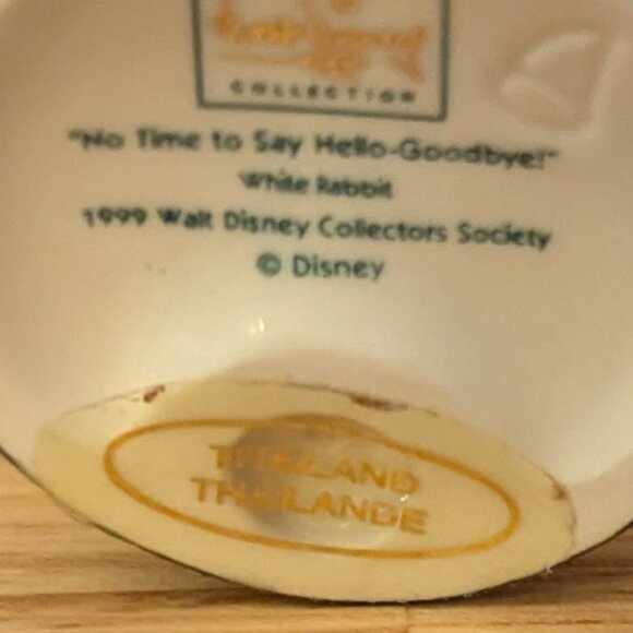 WDCC "No Time to Say Hello-Goodbye" White Rabbit Ornament New in Box with COA - Picture 7 of 12